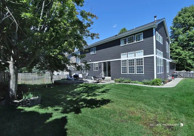 Photo 26 of Single family home for sale at 268 Pembrook Ln, Mundelein, IL 60060 | MLS# 12724338 | Listing updated on 2026-08-10
