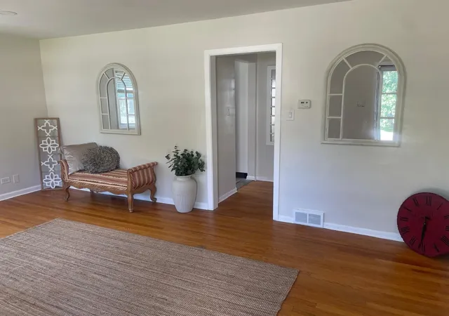 Photo 4 of Single family home for sale at 3818 Liberty Blvd, Westmont, IL 60559 | MLS# 12724346 | Listing updated on 2026-08-30