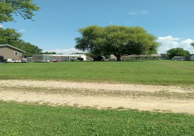 Photo 4 of Land for sale at 0 10th Avenue S, Albany, IL 61230 | MLS# 12724353 | Listing updated on 2026-08-10