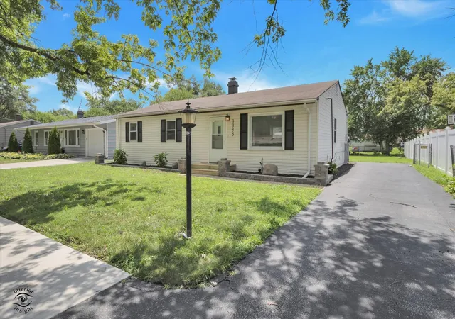 Photo 2 of Single family home for sale at 3335 Roesner Dr, Markham, IL 60428 | MLS# 12724371 | Listing updated on 2026-09-15