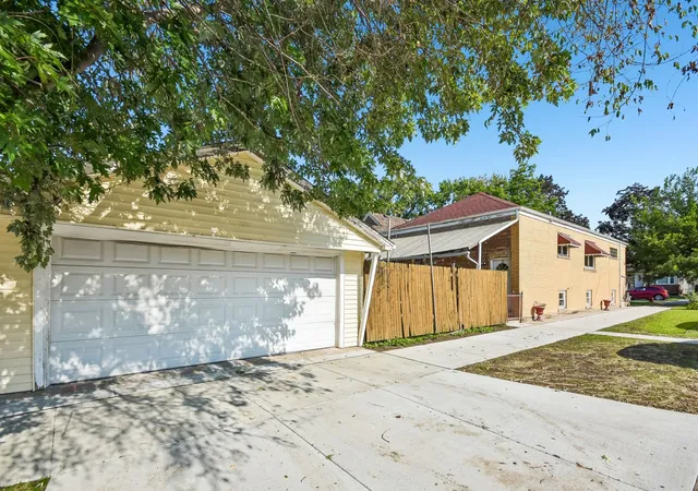 Photo 3 of Single family home for sale at 3458 W 72nd Place, Chicago, IL 60629 | MLS# 12724389 | Listing updated on 2026-09-13