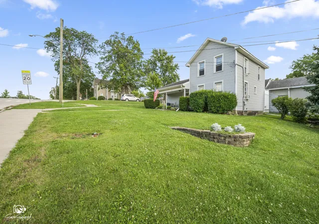 image of 119 E 17th St, Lockport, IL 60441 | MLS# 12724409