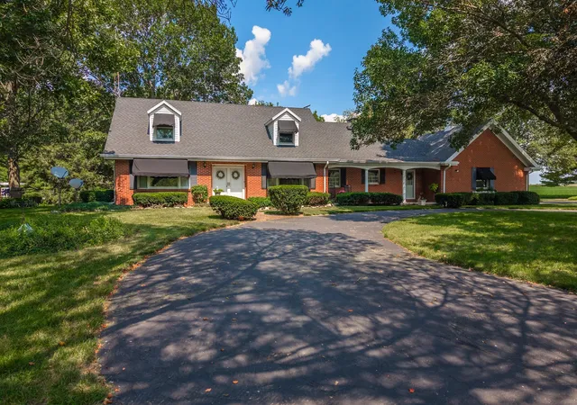 1st image of 18468 E 600 North Rd, Bloomington, IL 61705 | MLS# 12724439