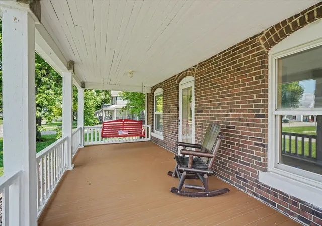 Photo 4 of Single family home for sale at 302 S Olmstead St, Oakwood, IL 61858 | MLS# 12724462 | Listing updated on 2026-10-05