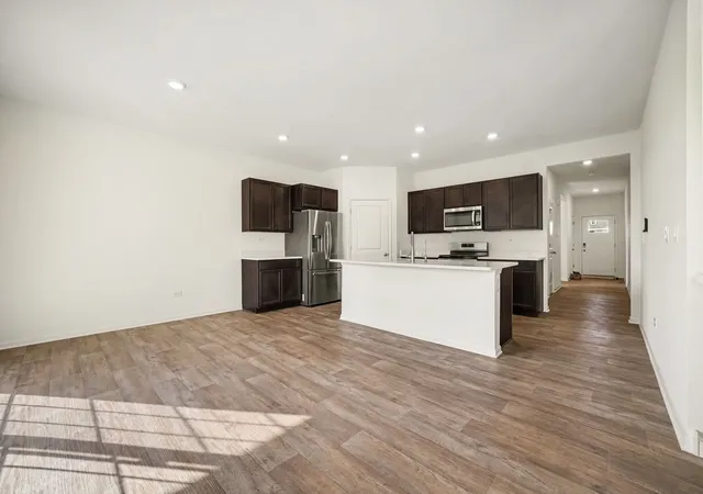 Photo 3 of Single family home for sale at 25428 W Ashton Dr, Plainfield, IL 60586 | MLS# 12724478 | Listing updated on 2026-09-19