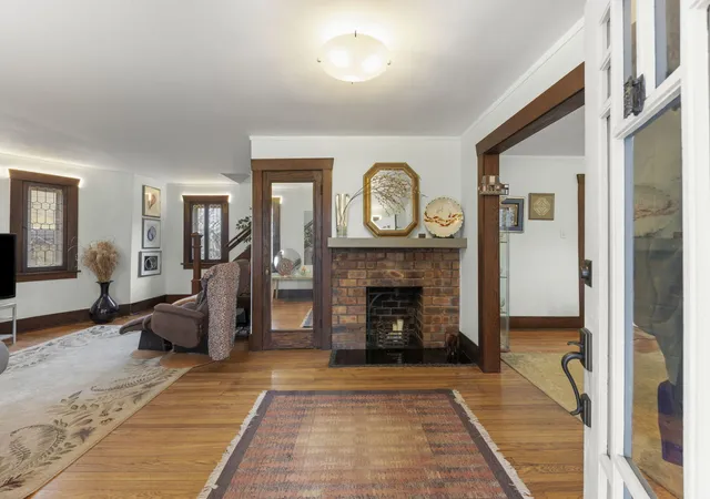 Photo 3 of Single family home for sale at 535 N Ashland Ave, La Grange Park, IL 60526 | MLS# 12724480 | Listing updated on 2026-09-13