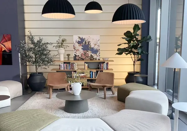 Photo 3 of Condo for sale at 235 W Van Buren St #2519, Chicago, IL 60607 | MLS# 12724575 | Listing updated on 2026-09-02