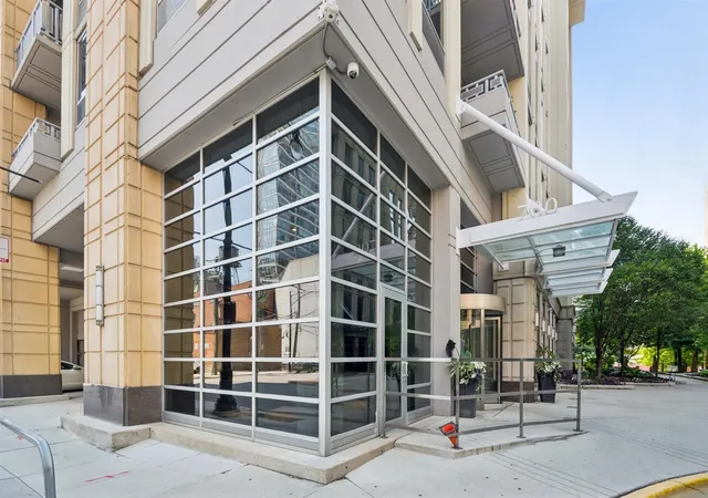 Photo 1 of Condo for sale at 700 N Larrabee St #1002, Chicago, IL 60654 | MLS# 12724593 | Listing updated on 2026-08-11