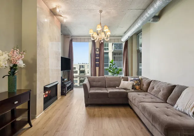 Photo 3 of Condo for sale at 700 N Larrabee St #1002, Chicago, IL 60654 | MLS# 12724593 | Listing updated on 2026-08-11
