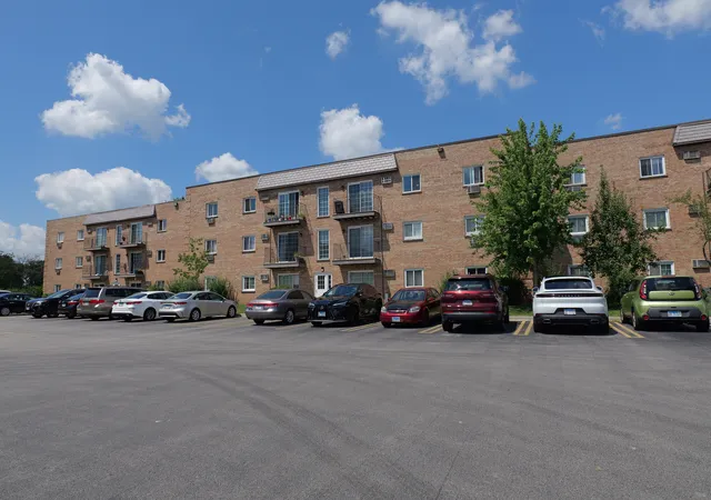 Photo 1 of Condo for sale at 143 W Elk Trl #141, Carol Stream, IL 60188 | MLS# 12724651 | Listing updated on 2026-09-14