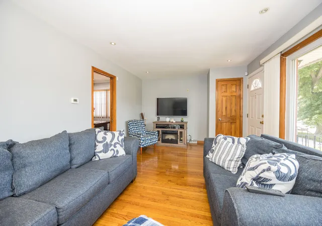Photo 3 of Single family home for sale at 10120 S Torrence Ave, Chicago, IL 60617 | MLS# 12724653 | Listing updated on 2026-09-16
