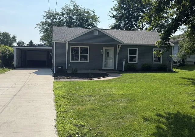 Photo 1 of Single family home for sale at 536 Dwight St, Kewanee, IL 61443 | MLS# 12724657 | Listing updated on 2026-09-08