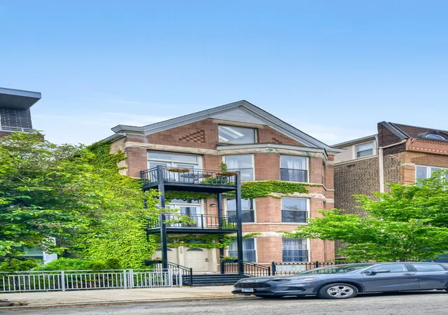 Photo 3 of Condo for sale at 1508 W Cortez St #2, Chicago, IL 60642 | MLS# 12724673 | Listing updated on 2026-08-11