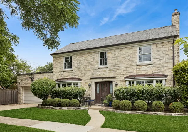 Photo 1 of Single family home for sale at 1104 Greenfield St, Oak Park, IL 60302 | MLS# 12724695 | Listing updated on 2026-09-30