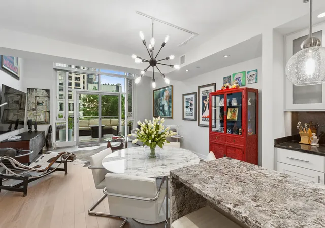 4th image of 505 N Mcclurg Ct #204, Chicago, IL 60611 | MLS# 12724707