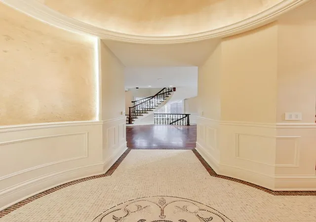 Photo 3 of Single family home for sale at 1718 W Wrightwood Ave, Chicago, IL 60614 | MLS# 12724794 | Listing updated on 2026-09-28