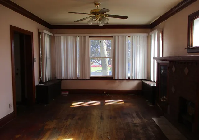 Photo 4 of Single family home for sale at 1828 Cuyler Ave, Berwyn, IL 60402 | MLS# 12724816 | Listing updated on 2026-10-22