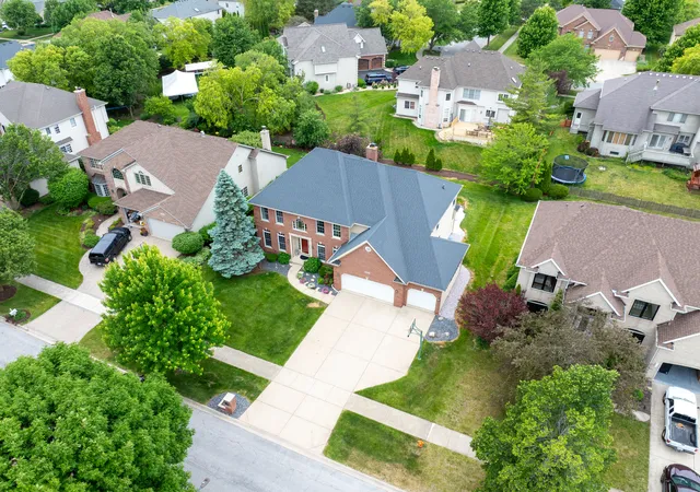 Photo 4 of Single family home for sale at 3423 Goldfinch Dr, Naperville, IL 60564 | MLS# 12724833 | Listing updated on 2026-08-11