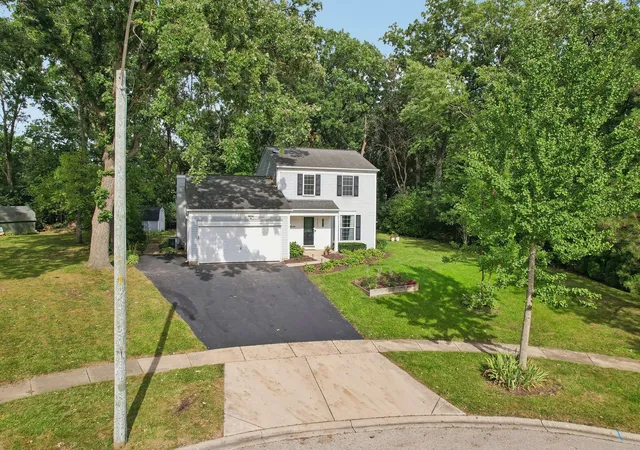 Photo 1 of Sale Pending at 1201 Yosemite Pkwy, Algonquin, IL 60102 | MLS# 12724865 | Listing updated on 2026-10-07