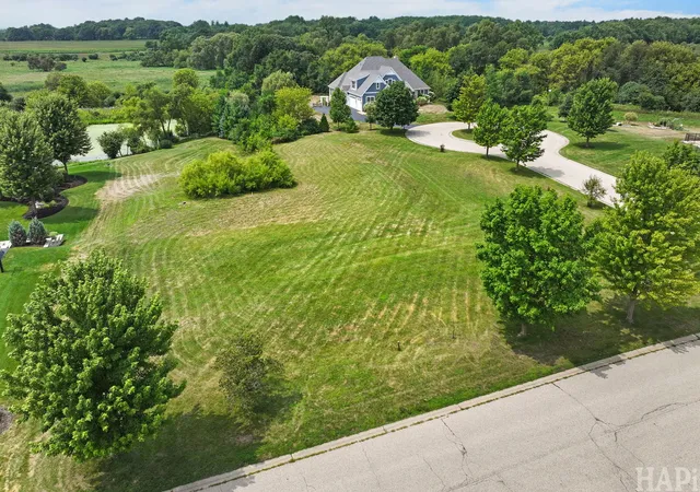3rd image of 6605 Woodland Hills Dr, Lakewood, IL 60014 | MLS# 12724915