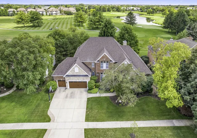 Photo 2 of Single family home for sale at 2439 Fawn Lake Cir, Naperville, IL 60564 | MLS# 12724986 | Listing updated on 2026-08-12