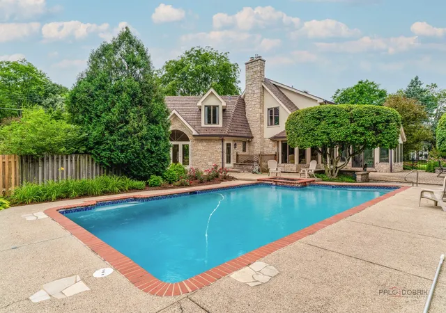 3rd image of 222 W Old Mill Rd, Lake Forest, IL 60045 | MLS# 12725059