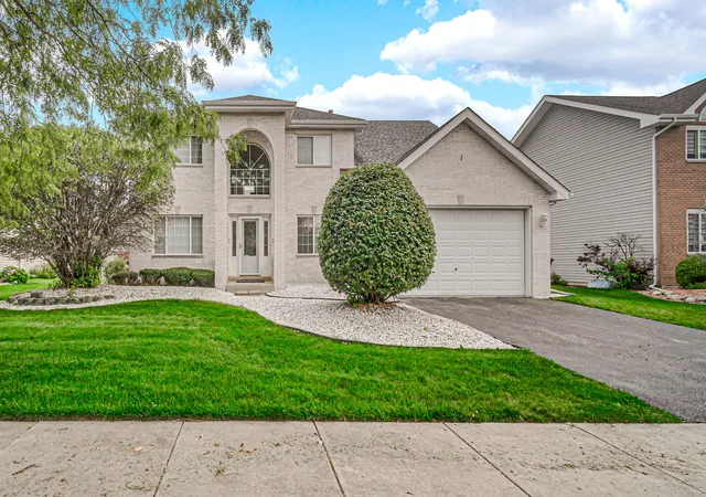 Photo 1 of Single family home for sale at 18122 Charlotte Dr, Lansing, IL 60438 | MLS# 12725114 | Listing updated on 2026-09-24
