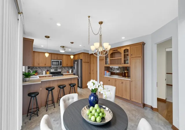 Photo 3 of Single family home for sale at 18122 Charlotte Dr, Lansing, IL 60438 | MLS# 12725114 | Listing updated on 2026-09-24