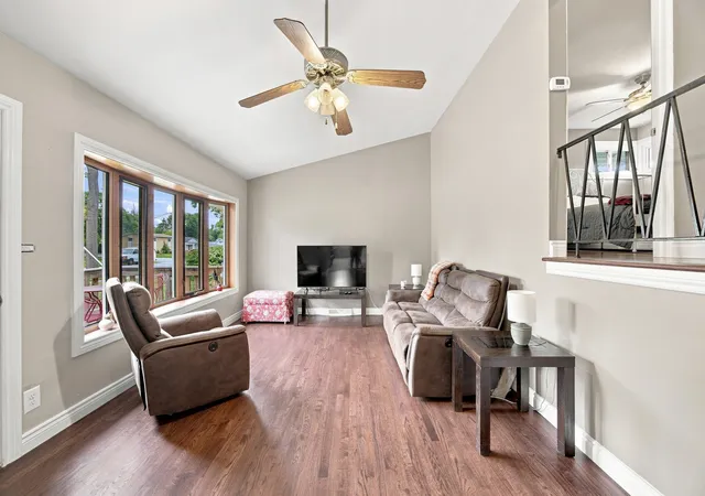 Photo 3 of Single family home for sale at 311 W Taylor Rd, Lombard, IL 60148 | MLS# 12725182 | Listing updated on 2026-09-14