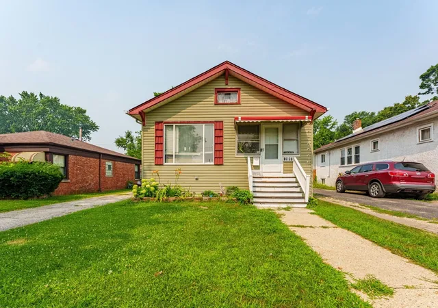 1st image of 1922 S 18th Ave, Maywood, IL 60153 | MLS# 12725212