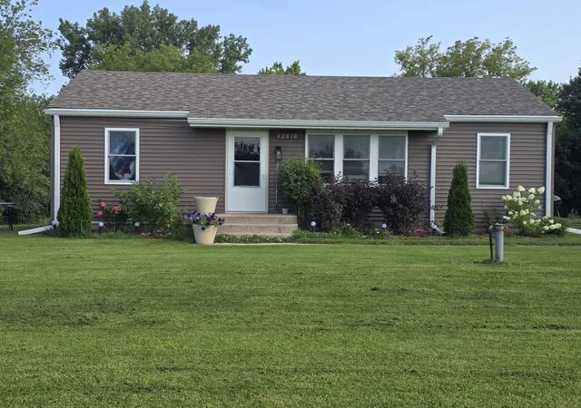 Photo 1 of Single family home for sale at 12810 W Beach Rd, Beach Park, IL 60087 | MLS# 12725244 | Listing updated on 2026-10-22