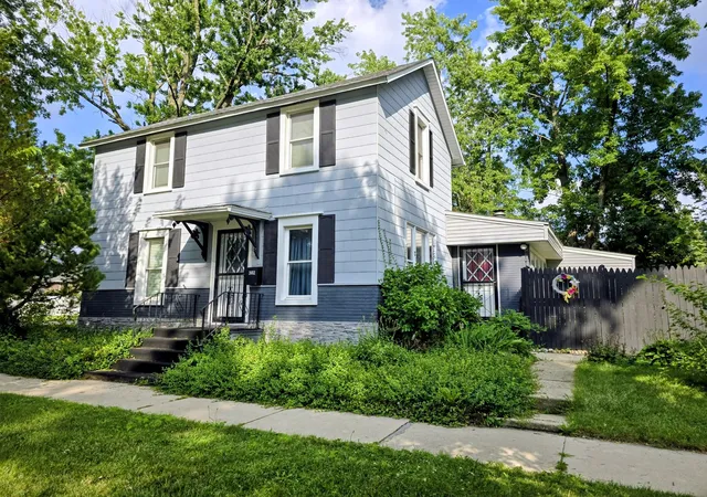 image of 302 S Washington St, Lockport, IL 60441 | MLS# 12725247
