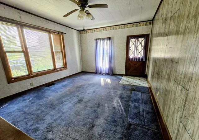 image of 302 S Washington St, Lockport, IL 60441 | MLS# 12725247