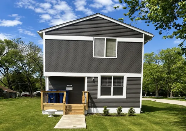 Photo 1 of Single family home for sale at 13802 Seeley Ave, Blue Island, IL 60406 | MLS# 12725262 | Listing updated on 2026-08-31
