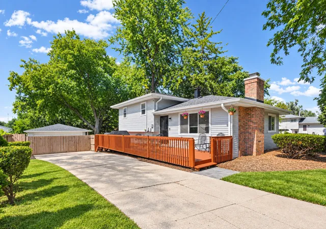 Photo 1 of Single family home for sale at 1s210 Lawler Ave, Lombard, IL 60148 | MLS# 12725275 | Listing updated on 2026-09-14