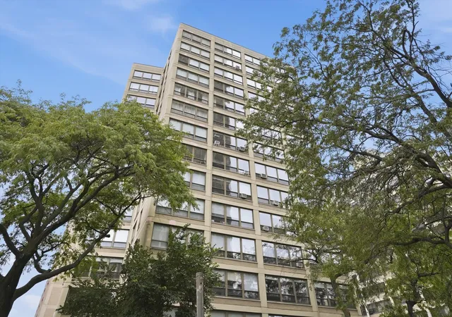 Condo for sale at 5050 S E End Ave #1E, Chicago, IL 60615 | MLS# 12725289