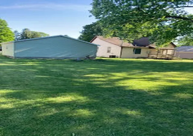 Photo 2 of Single family home for sale at 307 E Chestnut St, Allerton, IL 61810 | MLS# 12725364 | Listing updated on 2026-08-13