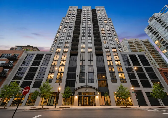 Condo for sale at 435 W Erie St #1506, Chicago, IL 60654 | MLS# 12725380 | Listing updated on 2026-09-01