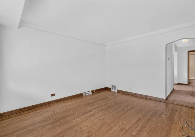 Photo 2 of Single family home for sale at 9628 S Utica Ave, Evergreen Park, IL 60805 | MLS# 12725384 | Listing updated on 2026-09-15