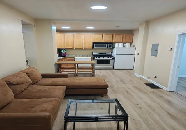 Photo 3 of Condo for sale at 3921 W Huron St #3, Chicago, IL 60624 | MLS# 12725432 | Listing updated on 2026-08-11