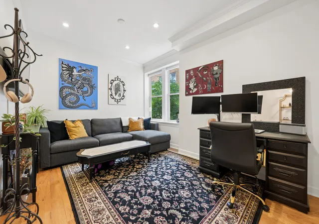 Listing Photo 5 - Condo for sale in building located at 534.5 W Belmont Ave, Chicago, IL 60657 - Unit #1N