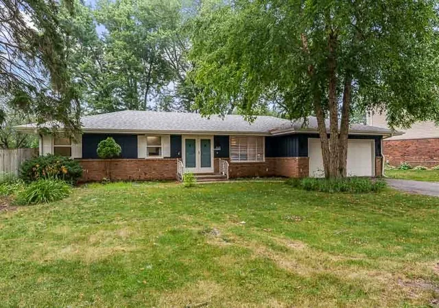 Photo 2 of Sale Pending at 823 Pine Valley Dr, Rockford, IL 61107 | MLS# 12725471 | Listing updated on 2026-08-16