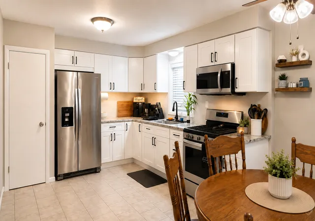 Photo 3 of Sale Pending at 4614 W 87th Street, Chicago, IL 60652 | MLS# 12725474 | Listing updated on 2026-09-08