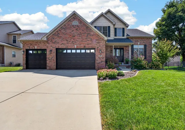 Photo 65 of Single family home for sale at 4003 Rockledge Rd, Bloomington, IL 61705 | MLS# 12725486 | Listing updated on 2026-09-15