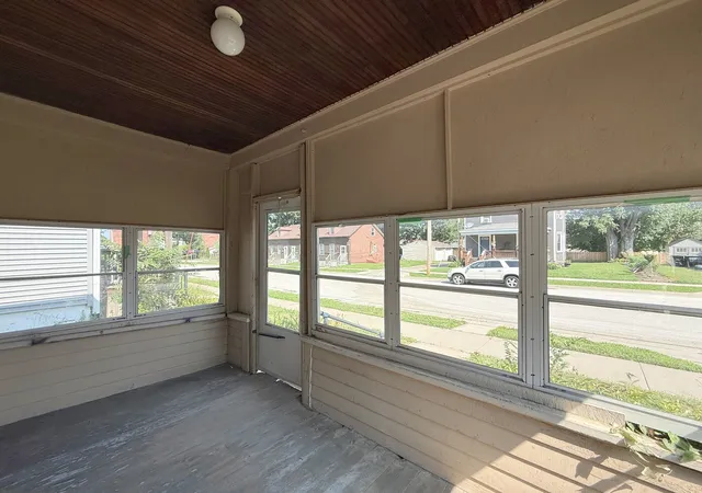 Photo 3 of Single family home for sale at 2218 6th Avenue, Rock Island, IL 61201 | MLS# 12725563 | Listing updated on 2026-10-06