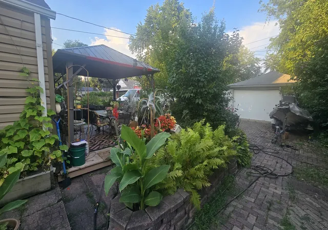 Photo 2 of Single family home for sale at 8751 S Sacramento Ave, Evergreen Park, IL 60805 | MLS# 12725619 | Listing updated on 2026-08-11