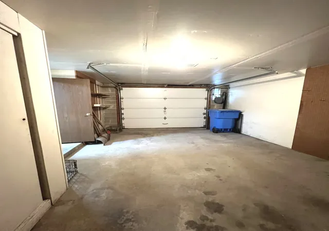 Photo 3 of Sale Pending at 615 W 25th Place, Chicago, IL 60616 | MLS# 12725641 | Listing updated on 2026-09-20