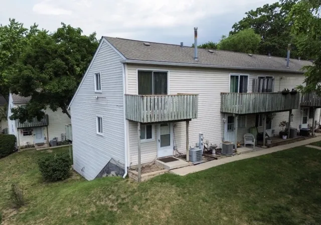 2nd image of 89 Maude Ave, Fox Lake, IL 60020 | MLS# 12725672