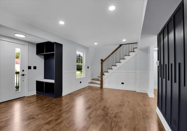 Photo 4 of Single family home for sale at 10753 S Neenah Ave, Worth, IL 60482 | MLS# 12725673 | Listing updated on 2026-08-15