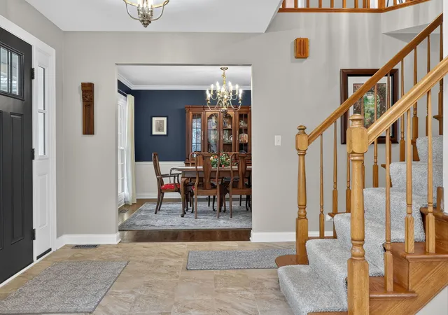 Photo 2 of Single Family Residence at 0n651 Alta Ln, Winfield, IL 60190 | MLS# 12725692 |  | Sold on 2026-10-07